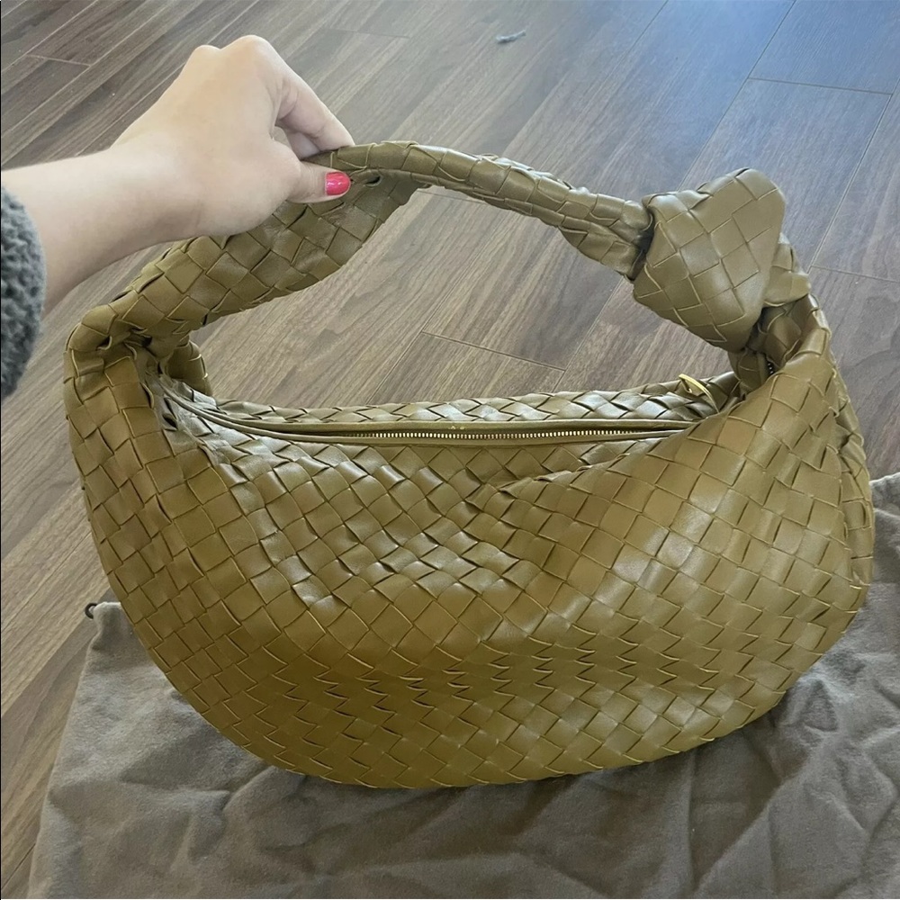 Bottega Veneta Jodie Intrecciato Tote Bag in moutarde